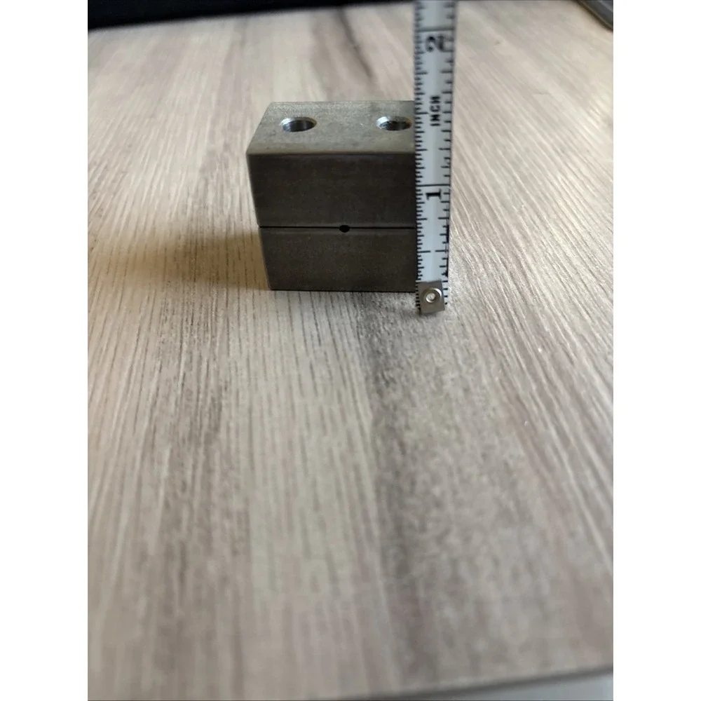 The Unbranded Brand pro axle